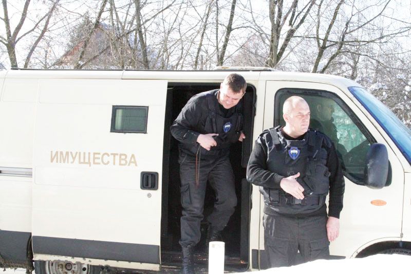 ИНКАССАЦИЯ И СОПРОВОЖДЕНИЕ МАТЕРИАЛЬНЫХ ЦЕННОСТЕЙ